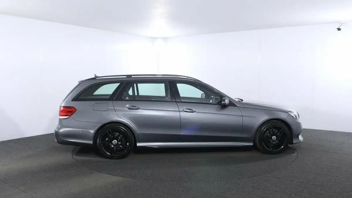 2016-mercedes-benz-e-class-21cdi-e220-amg-night-edition-premium-plus-estate-5d-big-7