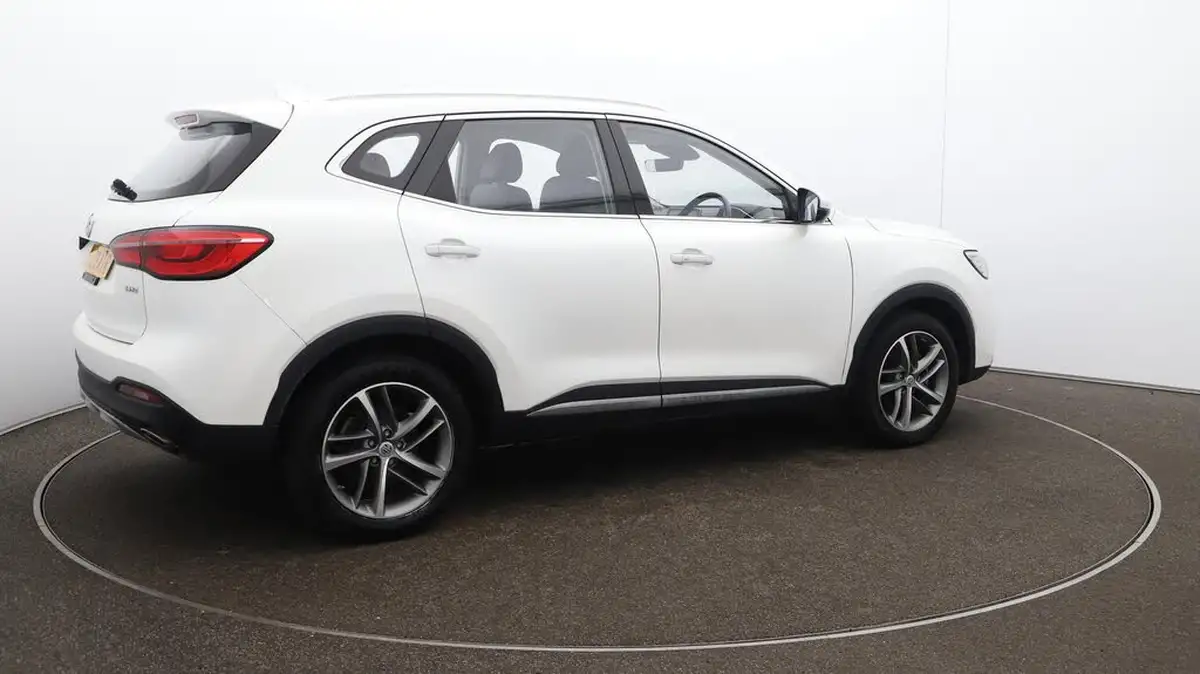2023-mg-hs-15t-gdi-excite-162ps-dct-big-50
