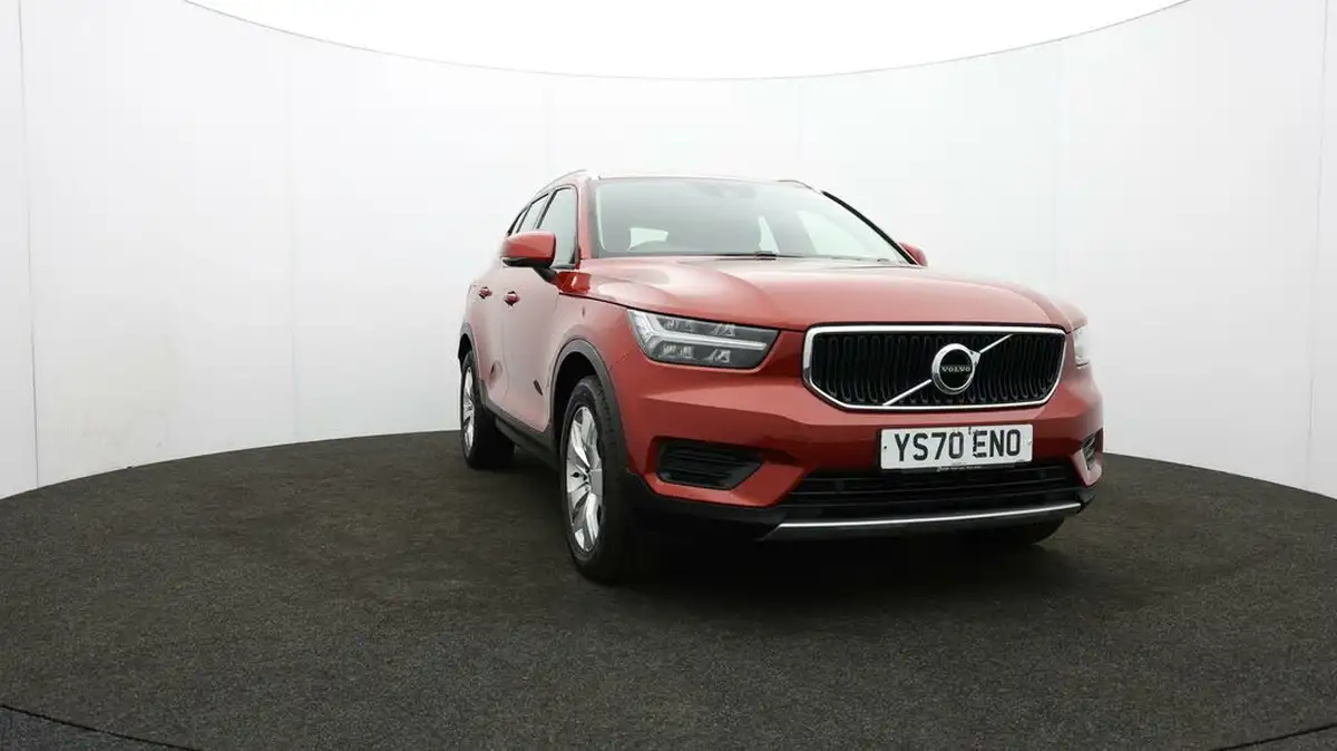 2020-volvo-xc40-20td-d3-momentum-geartronic-big-50