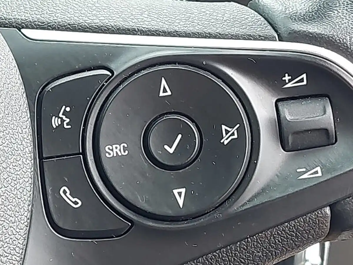 2021-vauxhall-crossland-12i-se-big-16