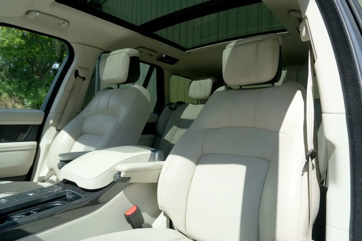 2019-land-rover-range-rover-44-sdv8-autobiography-lwb-big-16