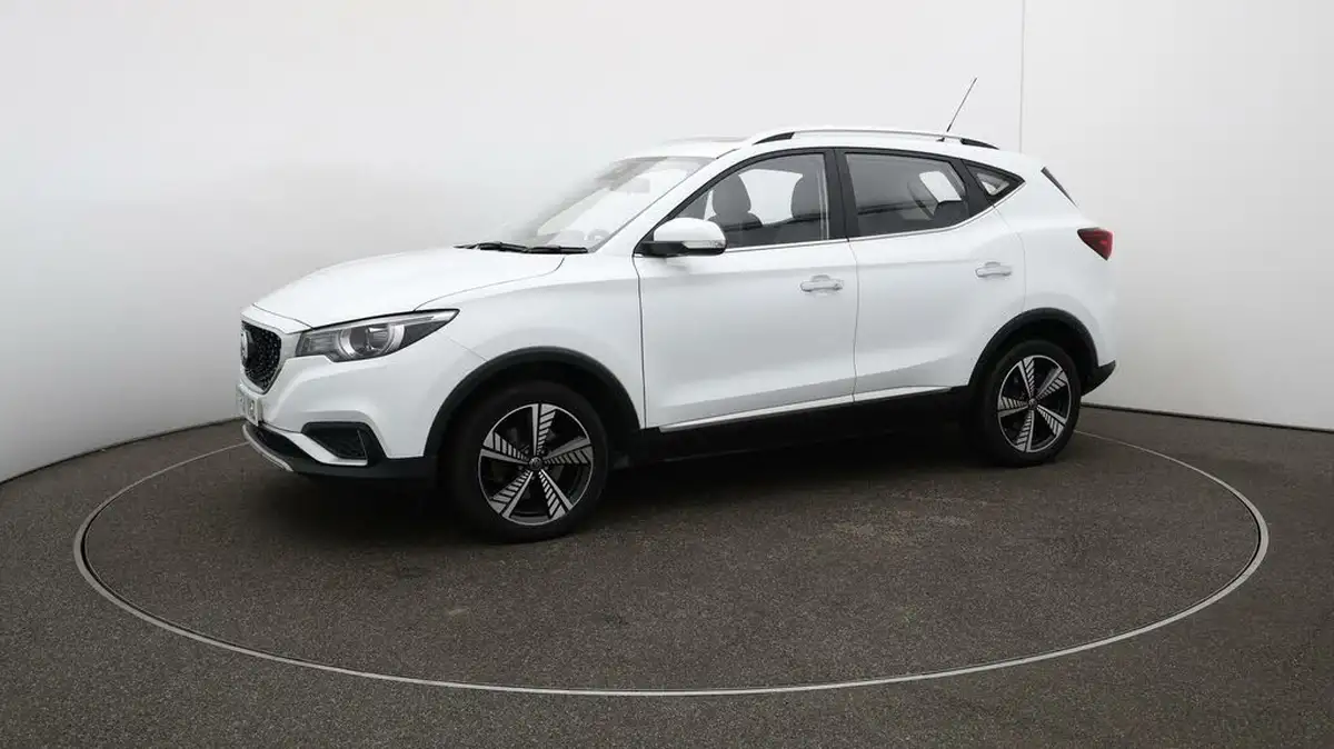 2021-mg-zs-suv-e-exclusive-ev-big-65