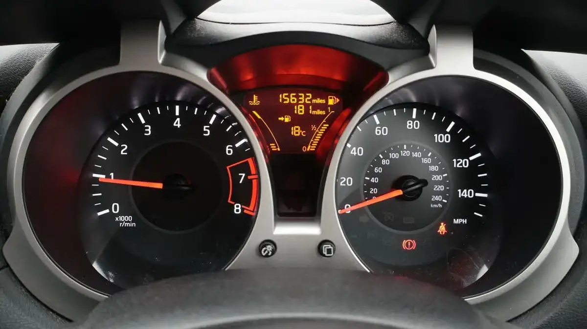 2018-nissan-juke-12-acenta-big-9