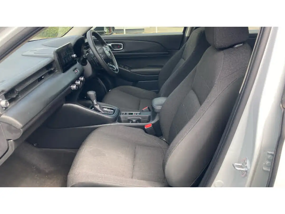 2024-honda-hr-v-15-i-mmd-elegance-big-32