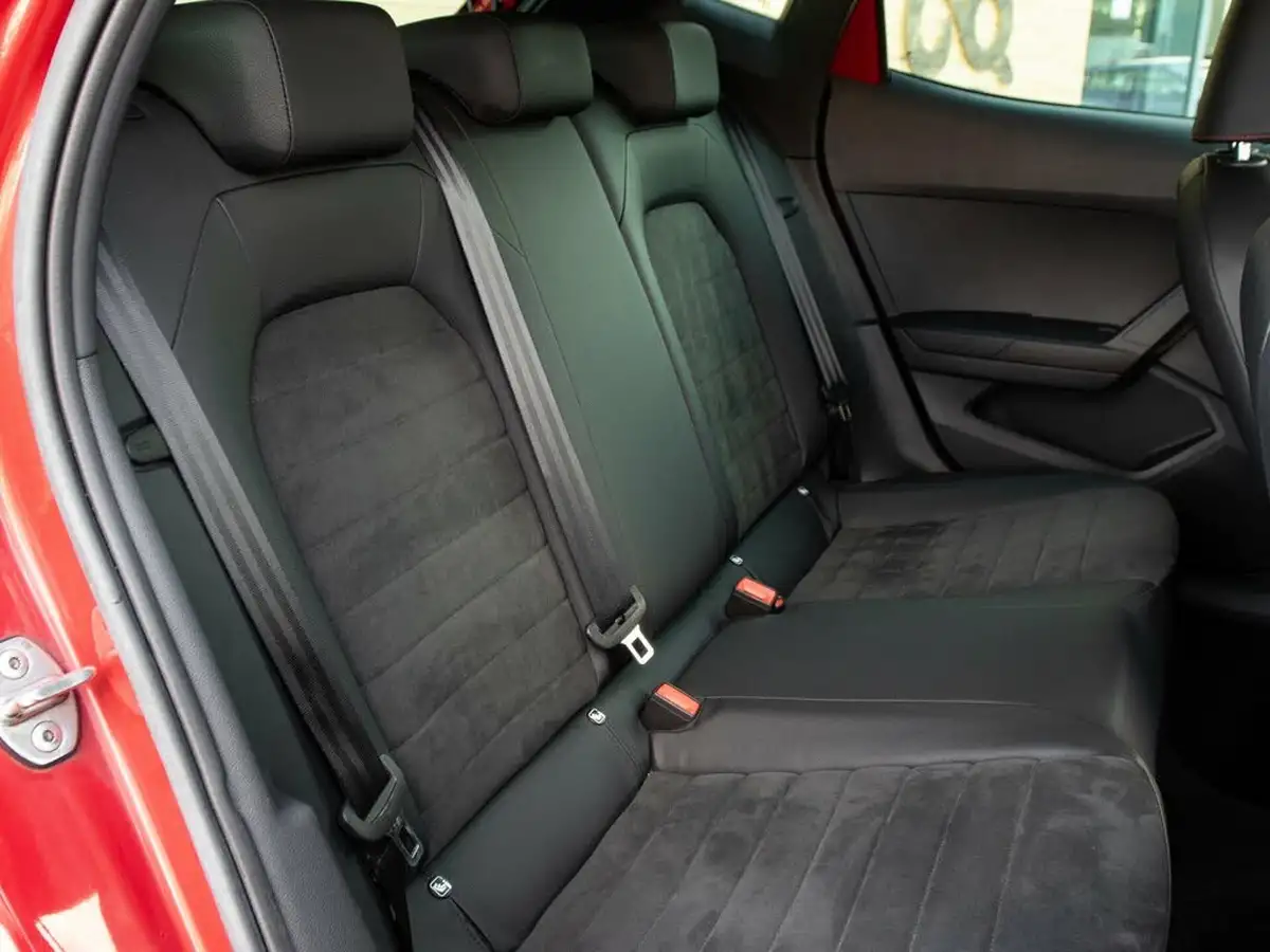 2021-seat-ibiza-10-tsi-fr-sport-110ps-dsg-big-34