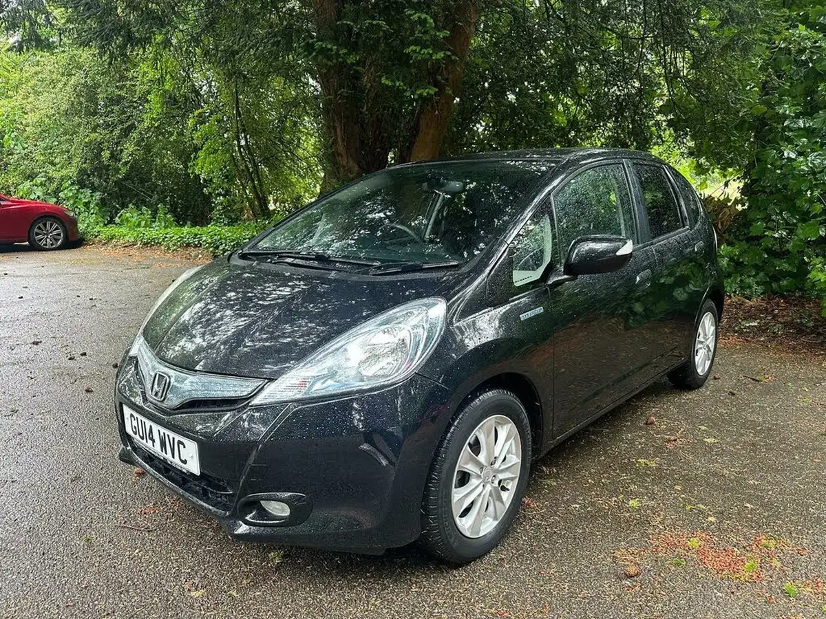 2014-honda-jazz-13-hs-t-big-0