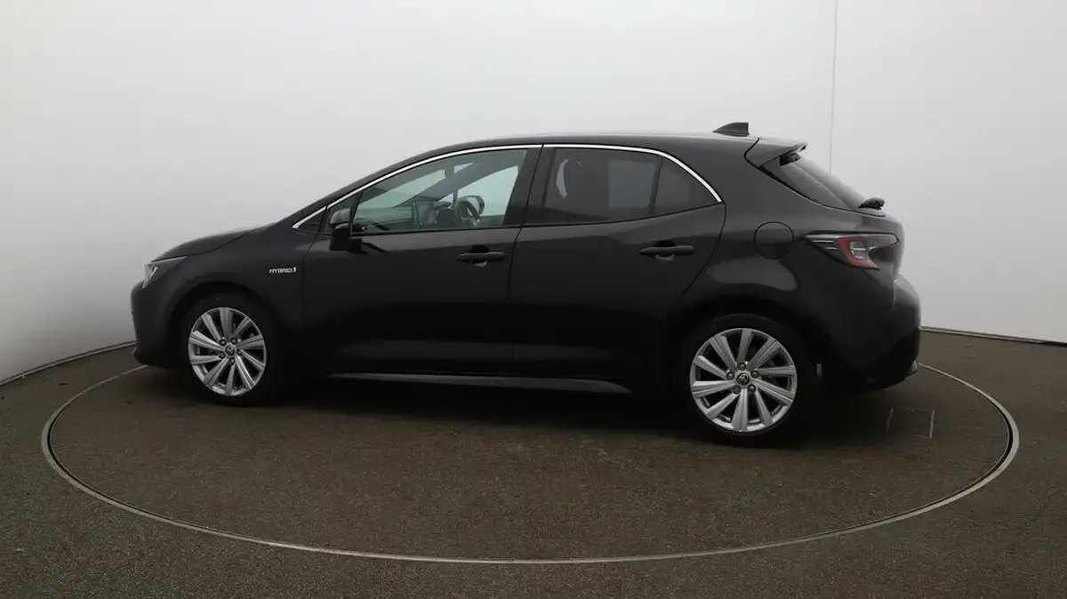 2022-toyota-corolla-18-vvt-i-design-120bhp-trk-hatchback-5d-big-58