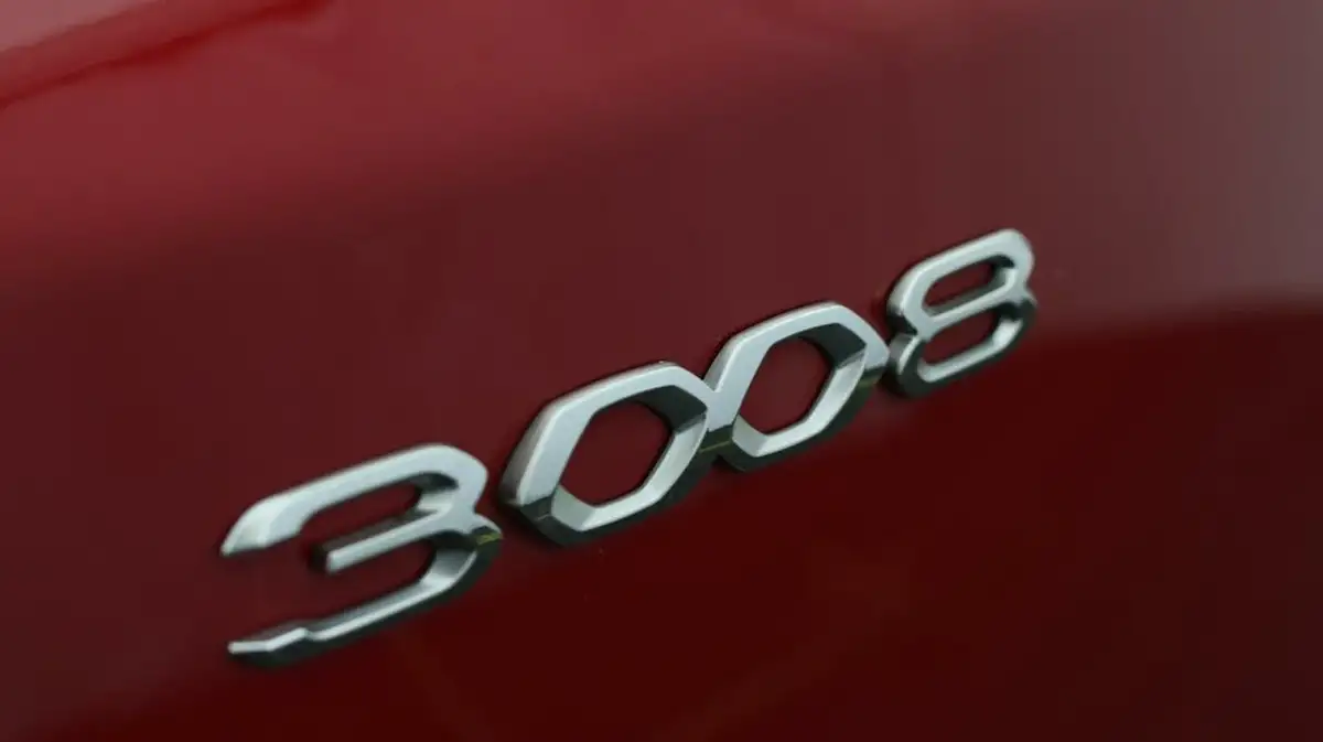 2022-peugeot-3008-suv-15-bluehdi-allure-premium-big-19