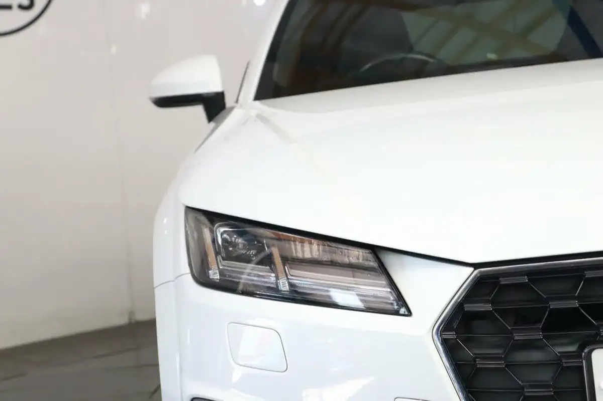 2019-audi-tt-coupe-20-40-tfsi-s-line-big-11