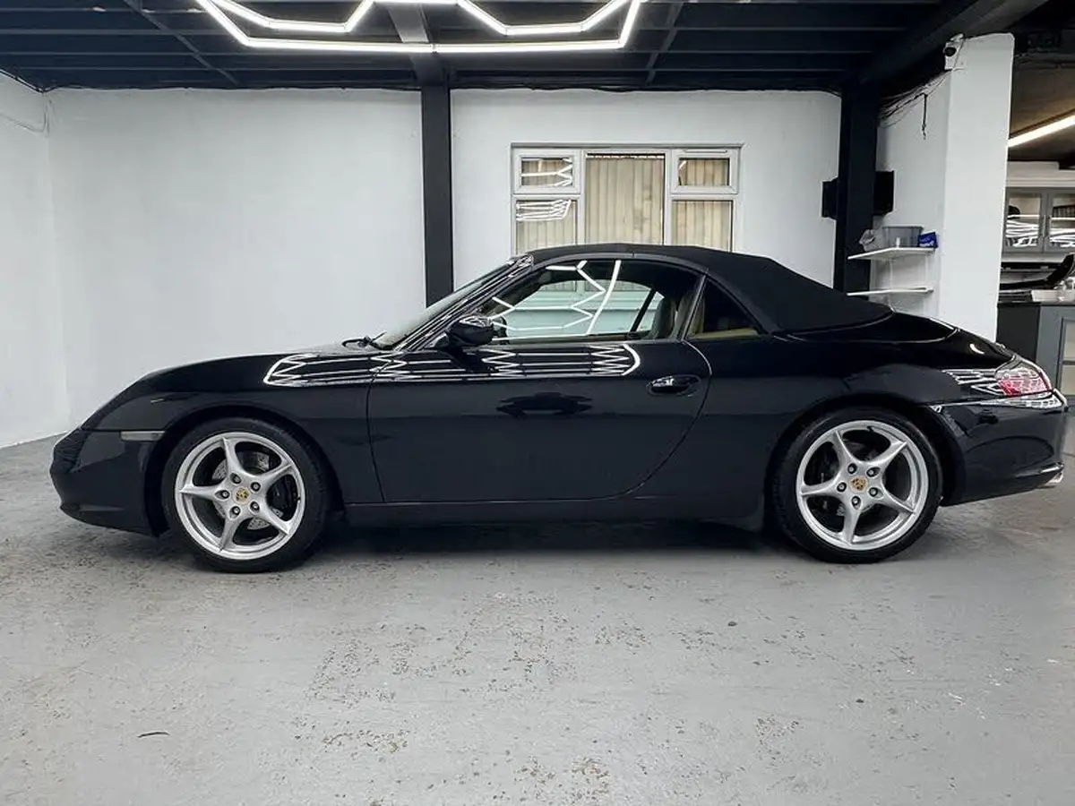 2003-porsche-911-carrera-big-9