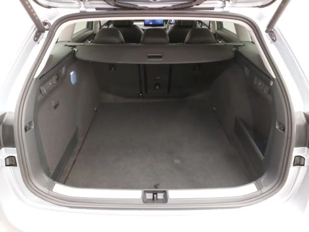 2024-skoda-superb-20tdi-se-l-150ps-scr-estate-dsg-big-7