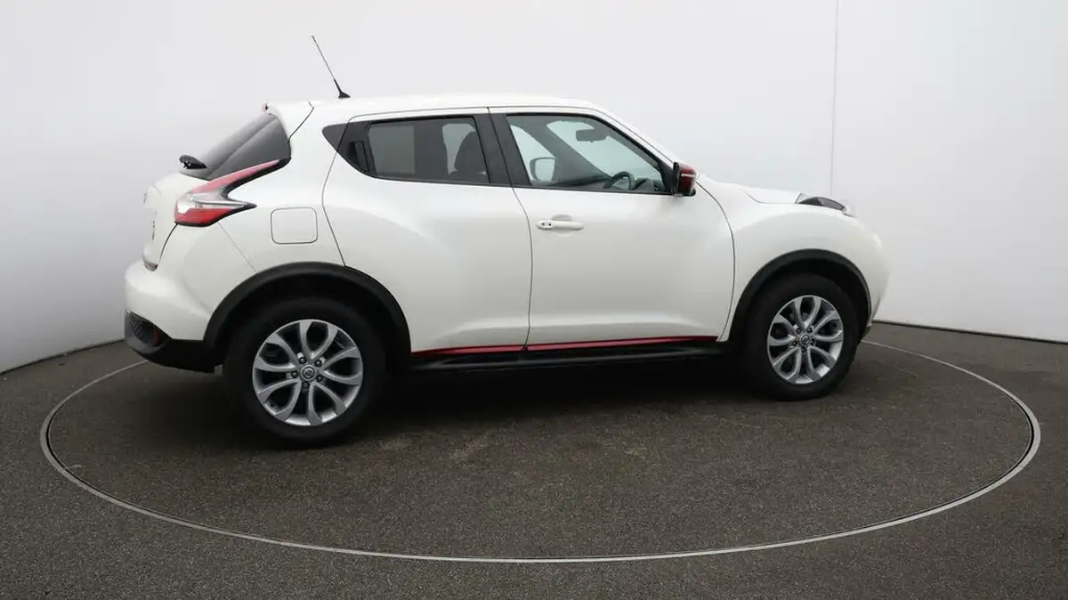 2017-nissan-juke-16-tekna-117ps-1598cc-xtronic-cvt-big-48