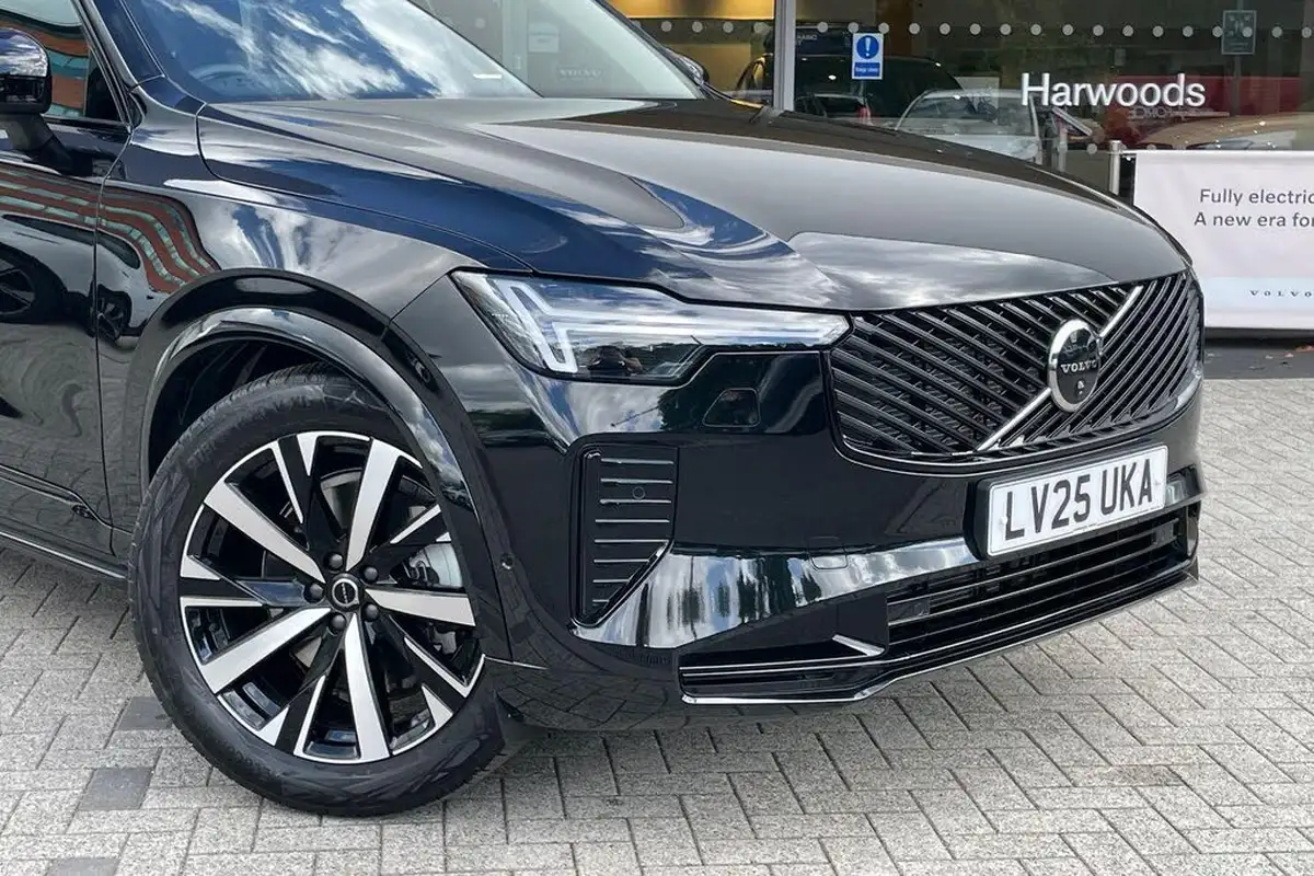 2025-volvo-xc90-20-b5-plus-big-6