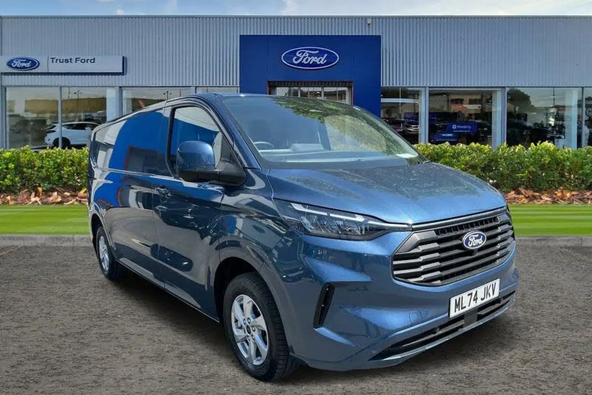 2023-ford-transit-custom-20tdci-300-l2h1-limited-136pseu6e-panel-van-1996cc-auto-big-39