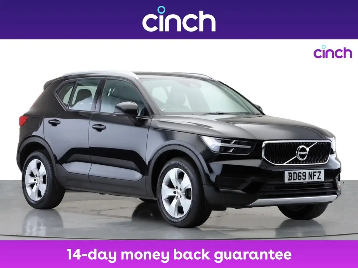 2019-volvo-xc40-20td-d3-momentum-big-0