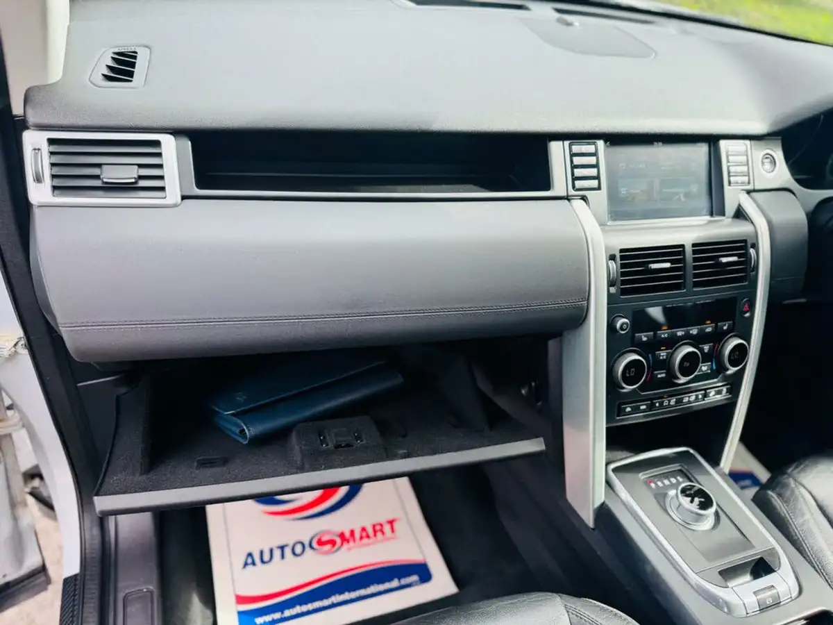 2015-land-rover-discovery-sport-20td4-se-tech-180ps-auto-big-37