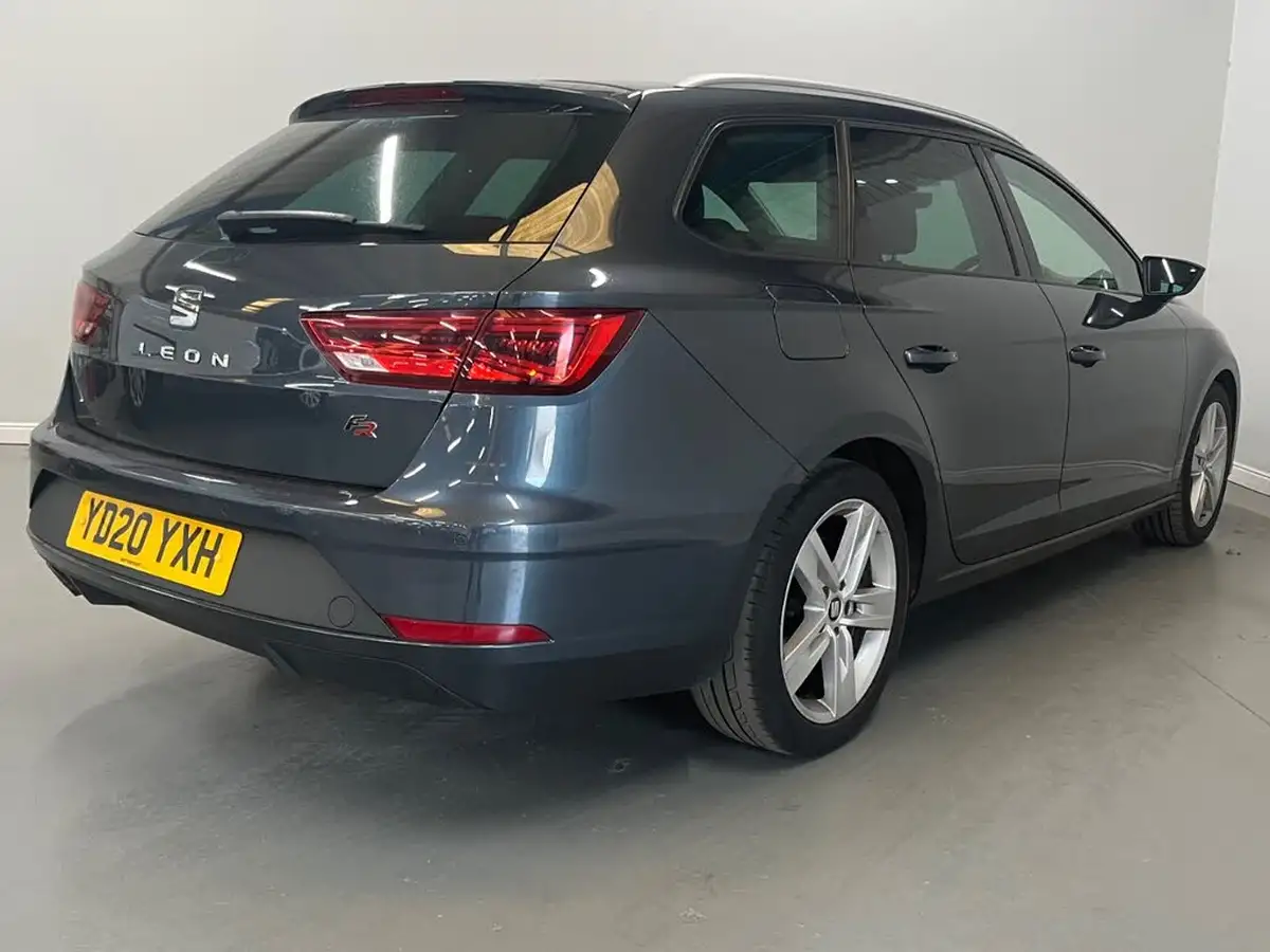 2020-seat-leon-20tdi-fr-estate-big-3