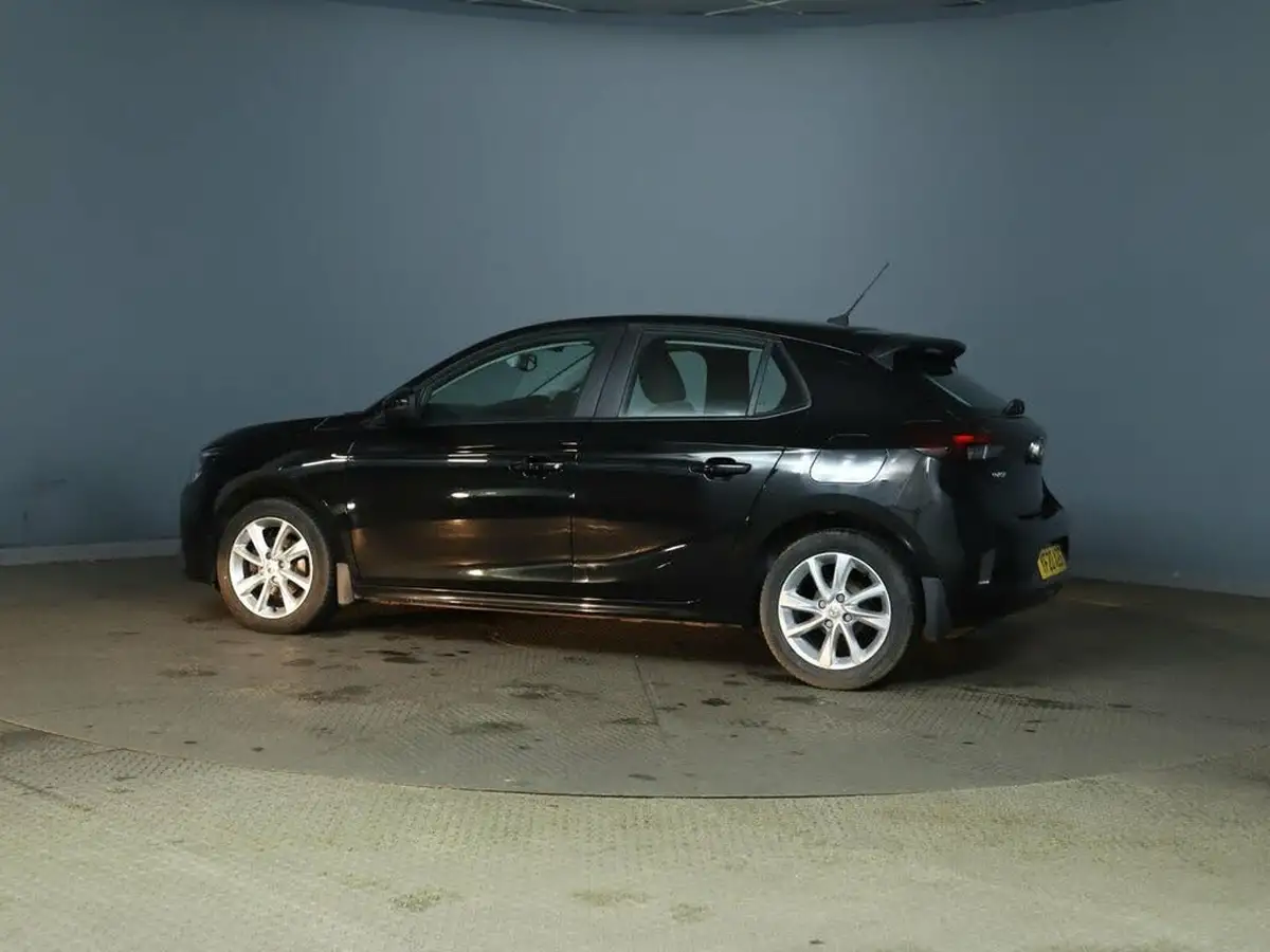 2020-vauxhall-corsa-12i-se-premium-big-3