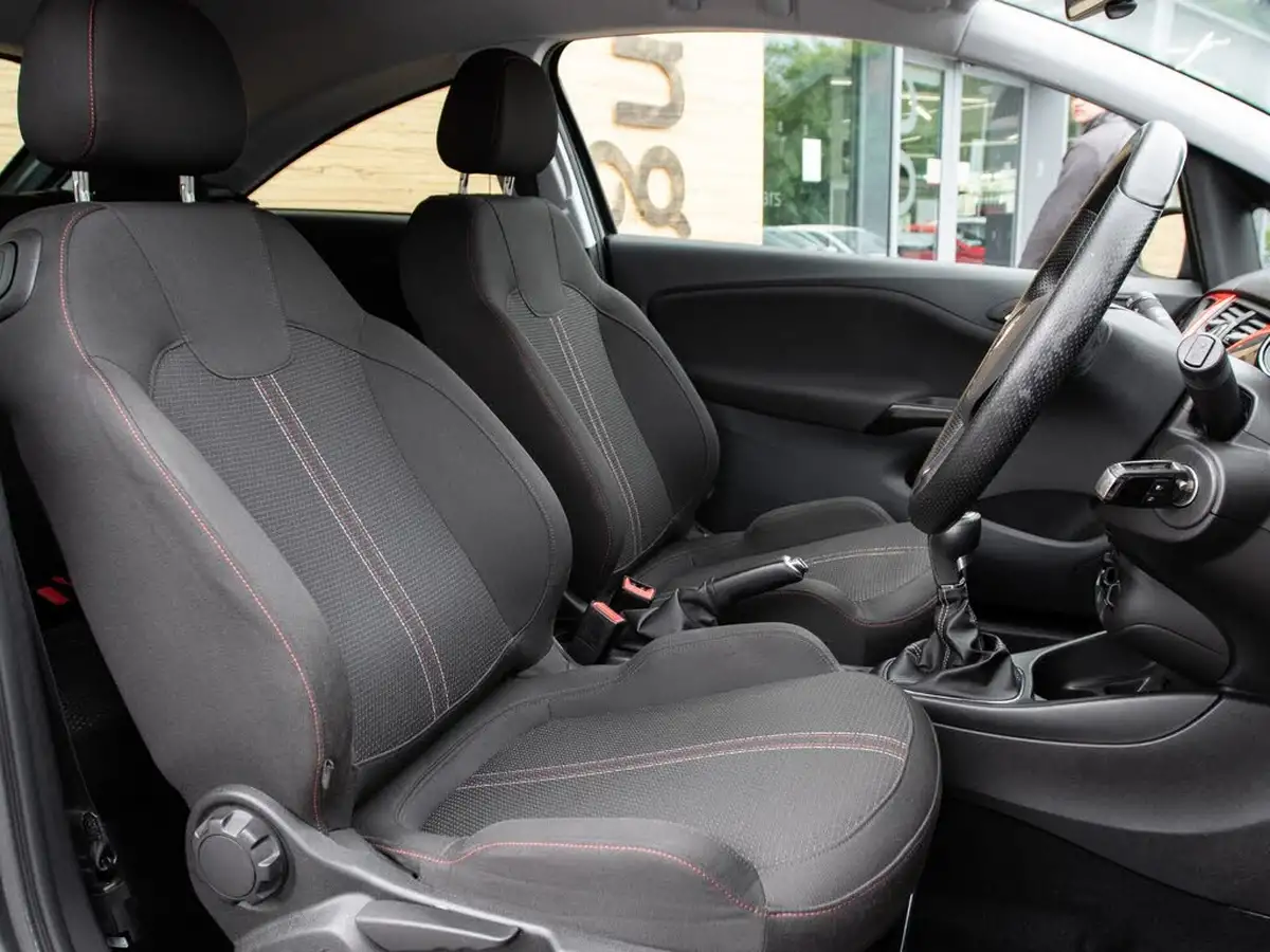 2017-vauxhall-corsa-14i-limited-edition-75ps-ecoflex-3d-big-27