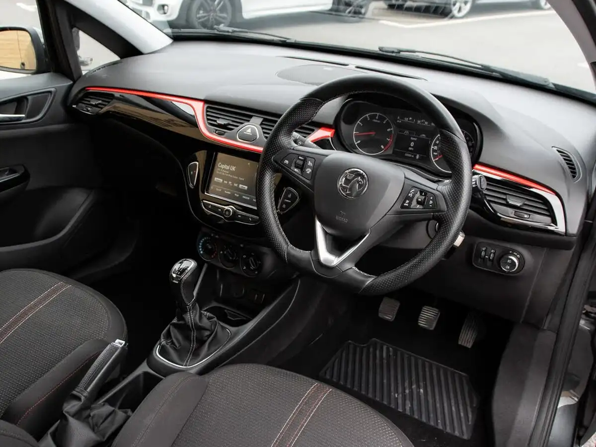 2017-vauxhall-corsa-14i-limited-edition-75ps-ecoflex-3d-big-3