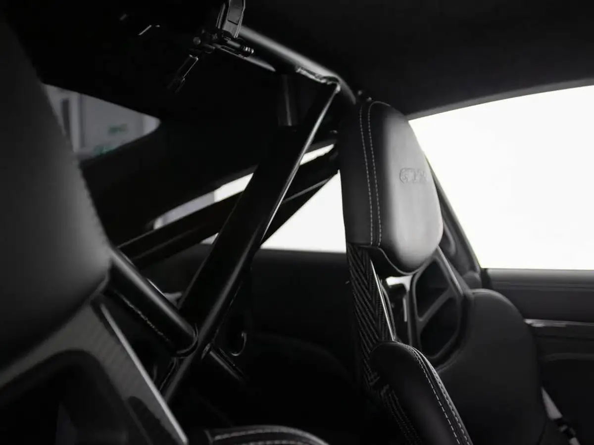 2018-porsche-911-40-gt3-rs-big-69