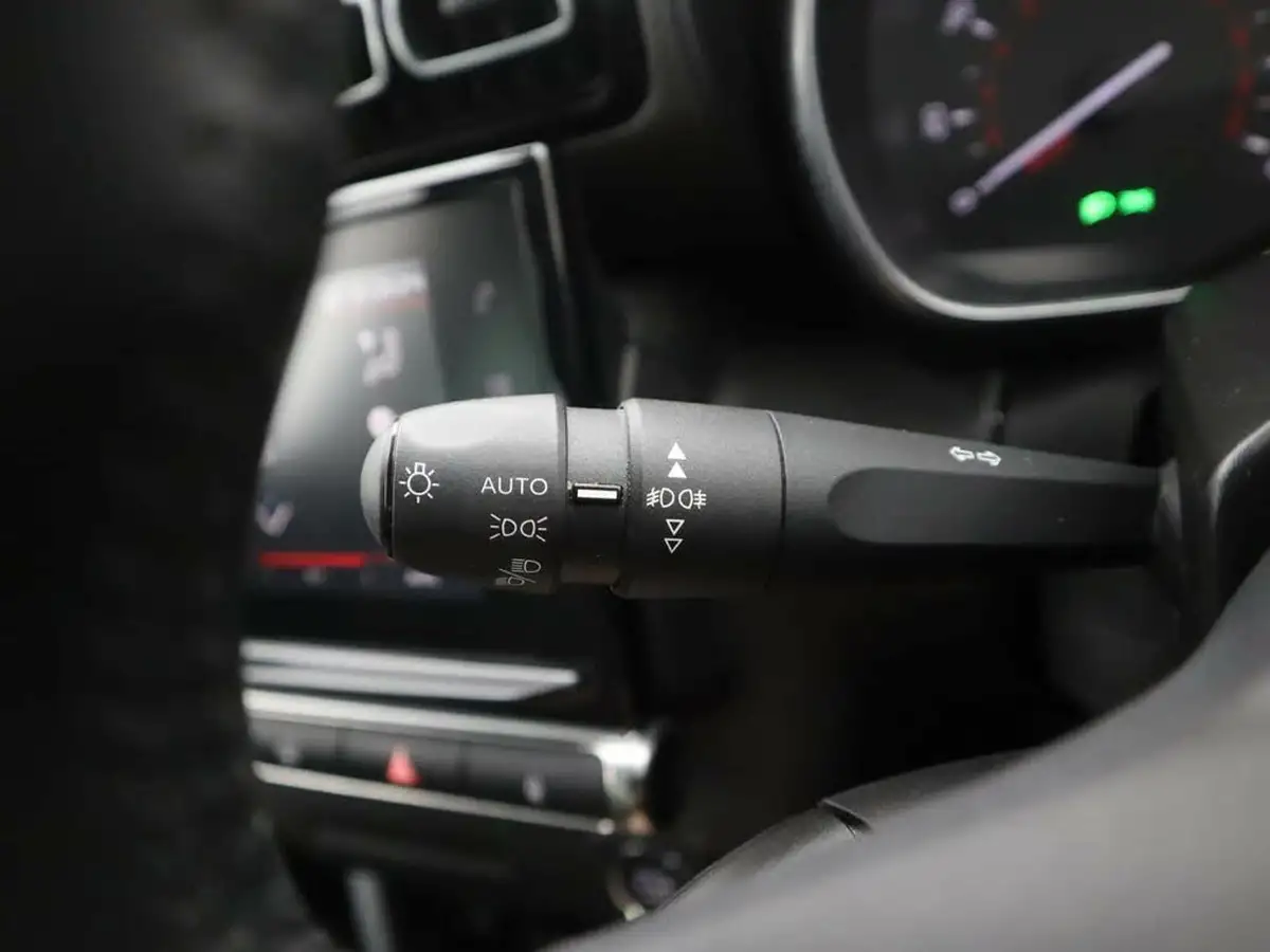 2019-citroen-c3-aircross-12-puretech-flair-110ps-ss-big-30