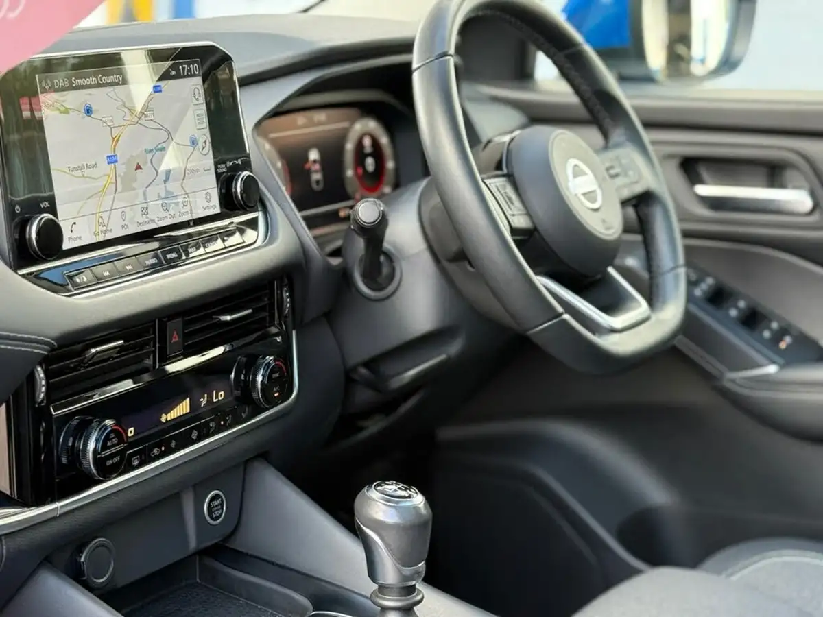 2022-nissan-qashqai-13-dig-t-n-connecta-140ps-big-58