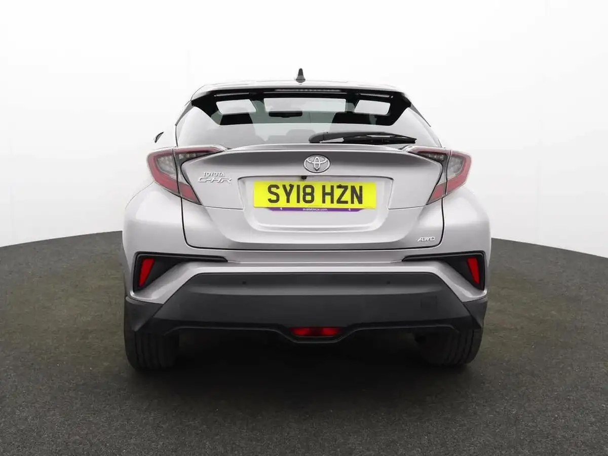 2018-toyota-c-hr-12-dynamic-awd-cvt-big-3