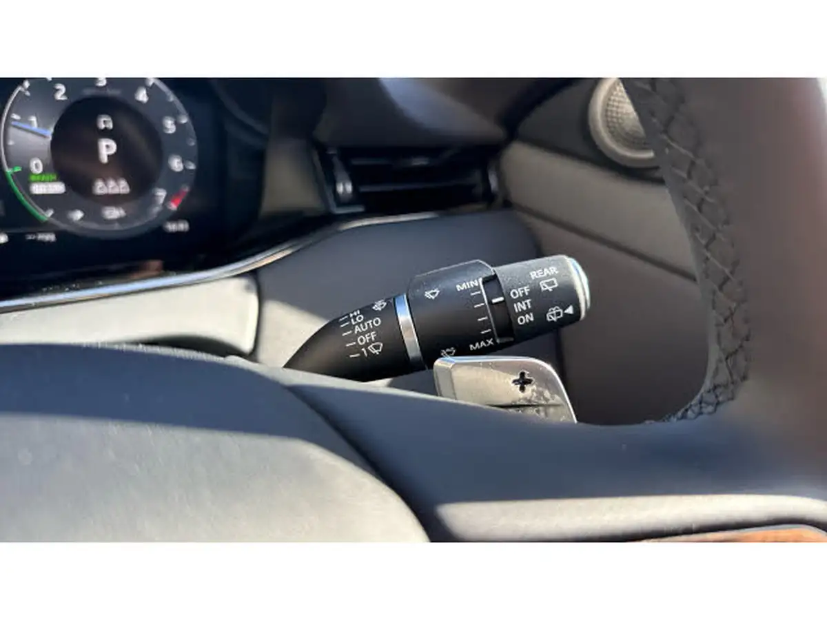 2024-land-rover-range-rover-evoque-15-p300e-s-big-34