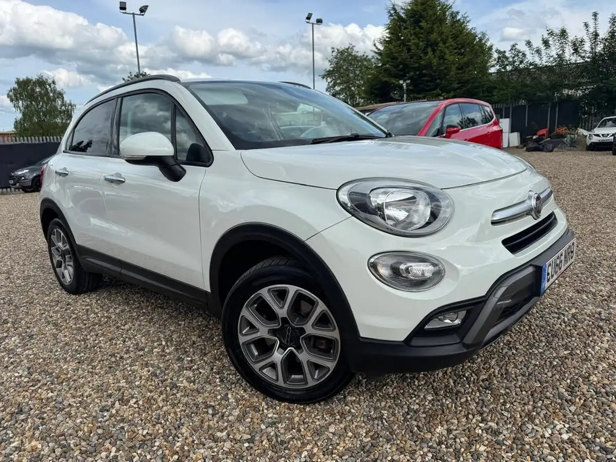2016-fiat-500x-14-multiair-cross-140bhp-ddct-big-11