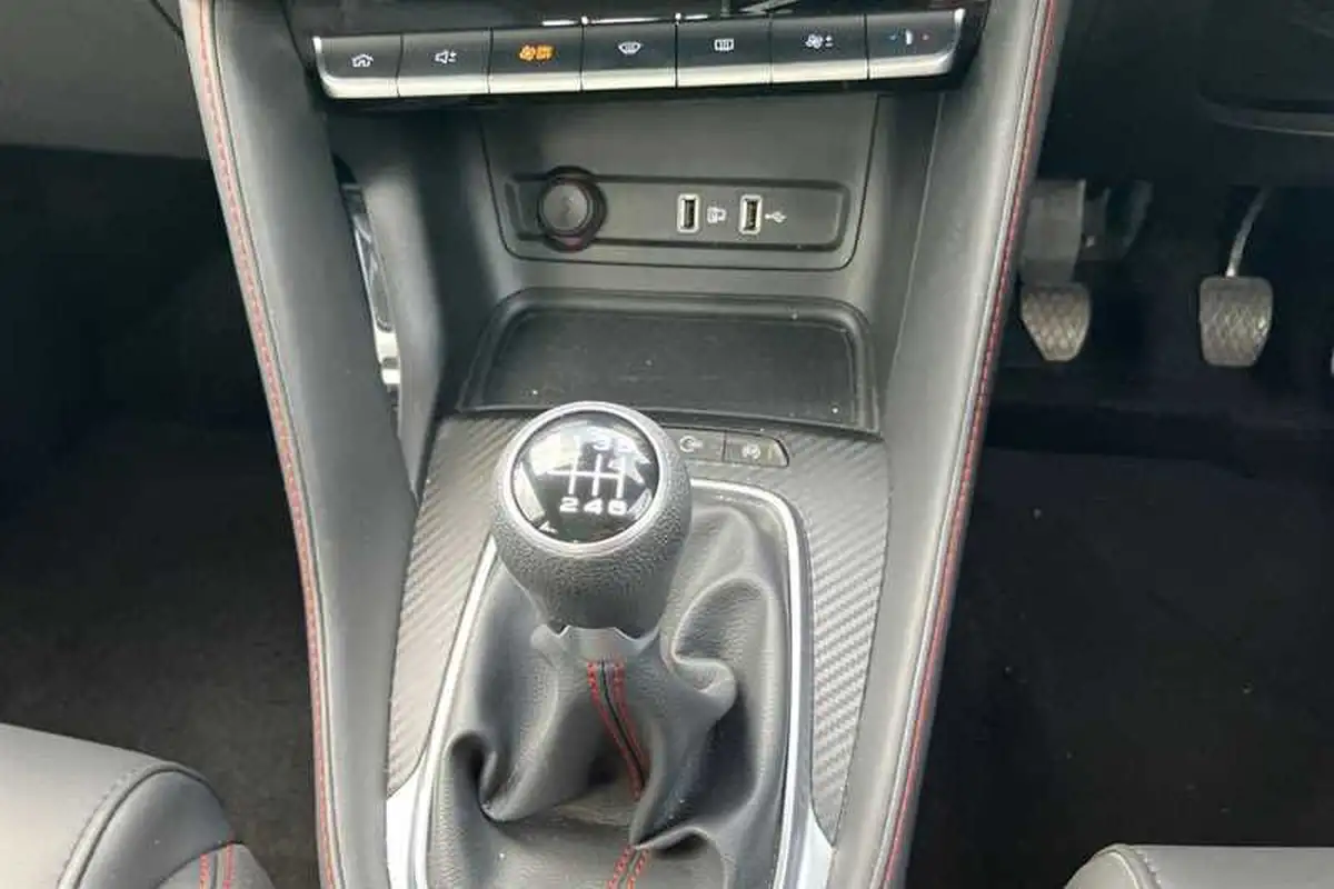 2022-mg-zs-suv-10t-gdi-exclusive-big-13