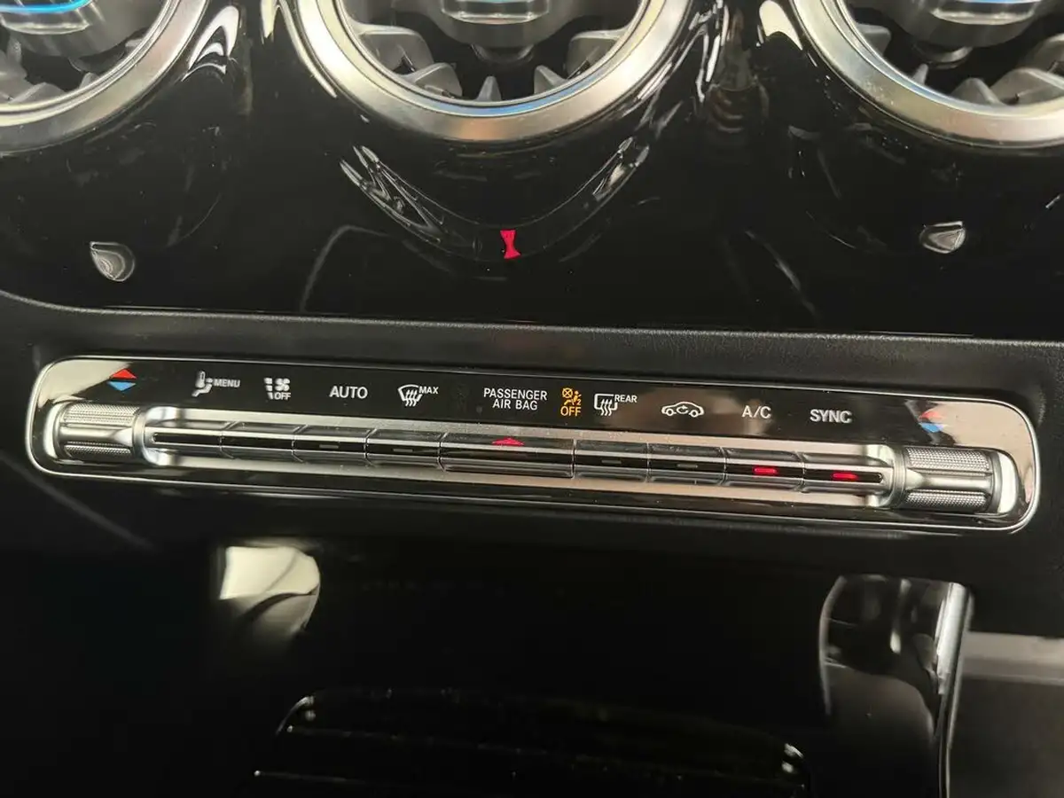 2022-mercedes-benz-a-class-13-a180-amg-line-executive-edition-hatchback-5d-7g-dct-big-61