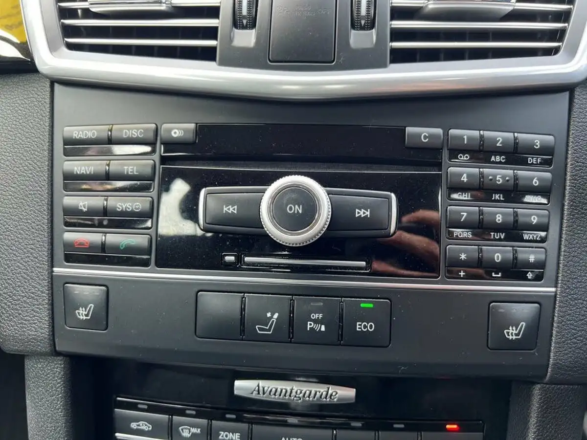 2011-mercedes-benz-e-class-21td-e250-cdi-avantgarde-201bhp-cdi-blueefficiency-estate-5d-7g-tronic-big-30