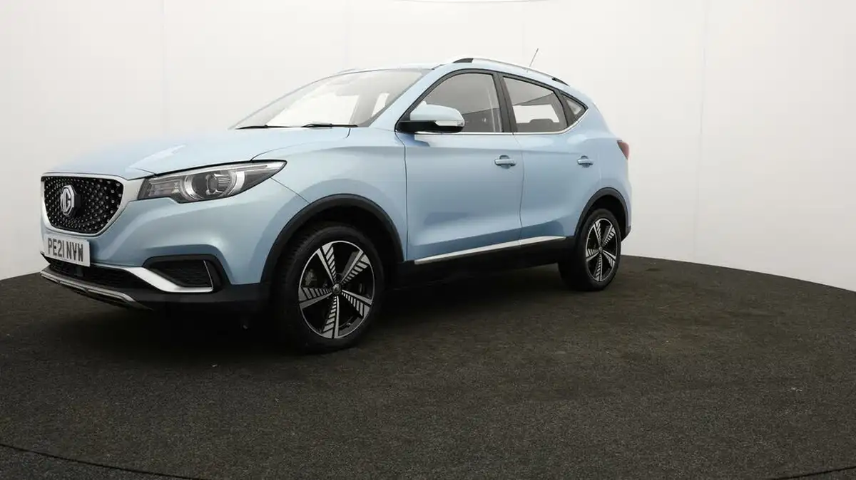 2021-mg-zs-suv-e-exclusive-ev-big-2