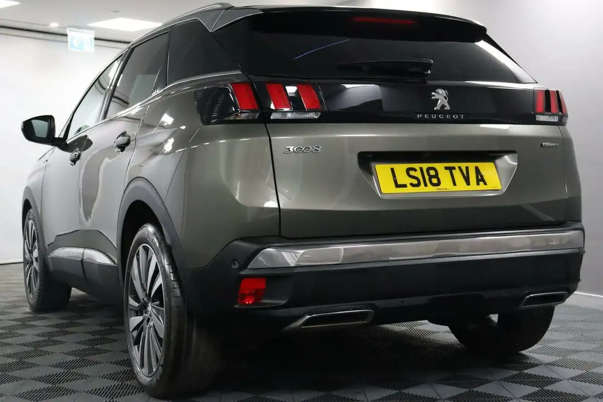 2018-peugeot-3008-suv-12-puretech-gt-line-premium-big-14