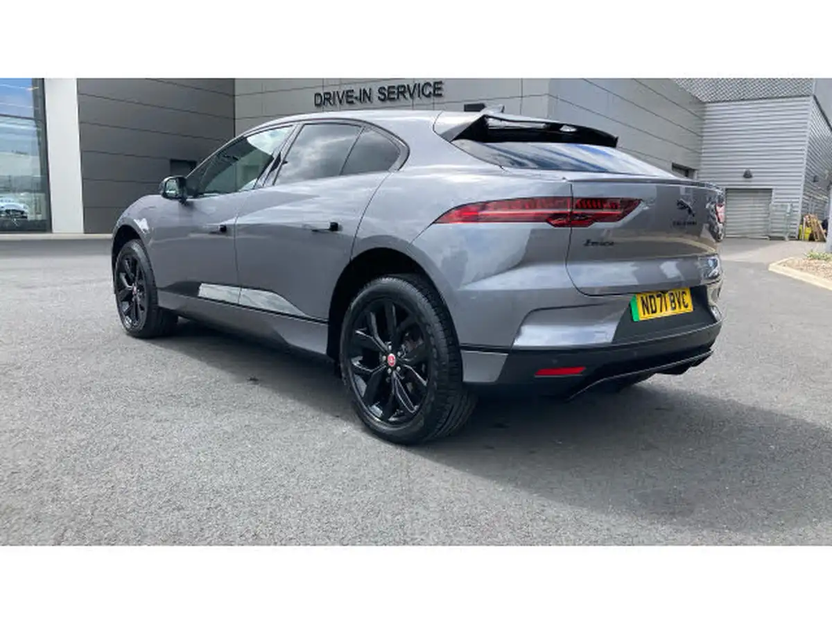 2021-jaguar-i-pace-ev400-black-big-39