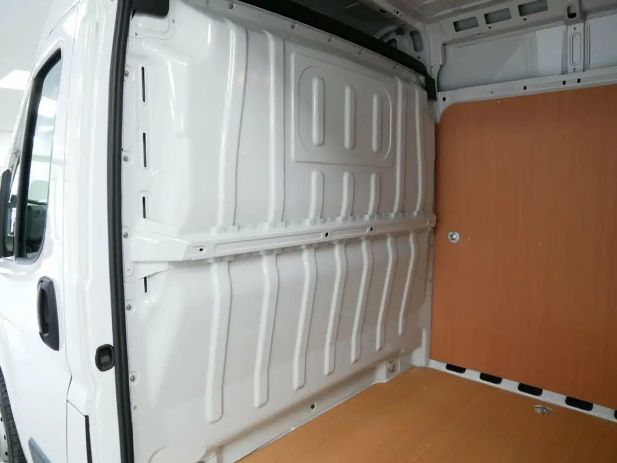 2023-citroen-relay-22bluehdi-35-l3h2-enterprise-edition-panel-big-21