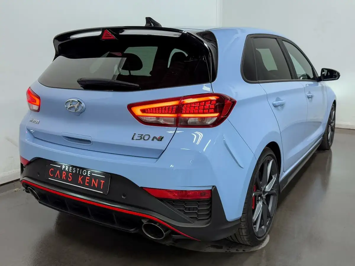 2022-hyundai-i30-n-20-t-gdi-n-performance-hatchback-dct-big-15