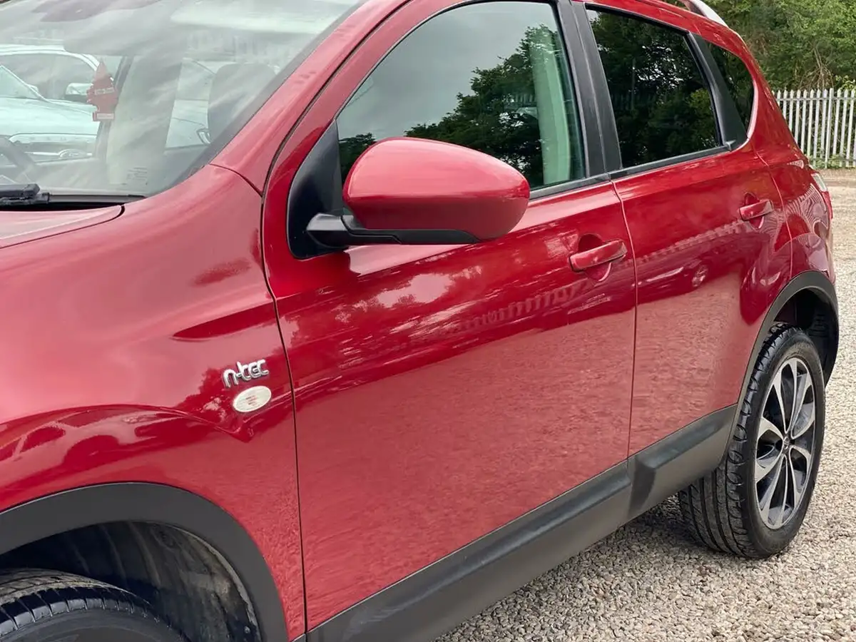 2012-nissan-qashqai-15td-n-tec-big-54