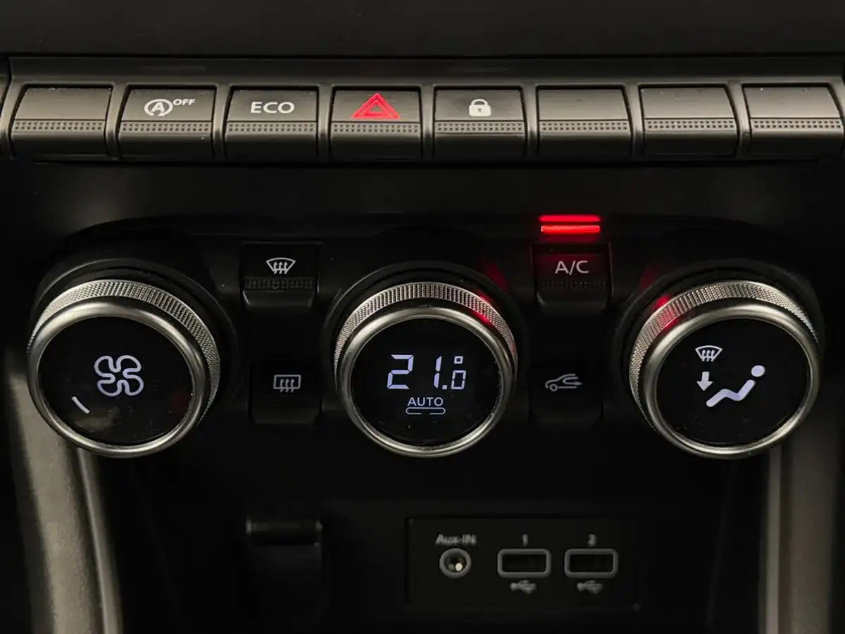 2020-renault-captur-13-tce-iconic-130bhp-big-24