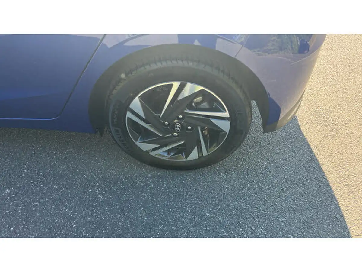 2023-hyundai-i20-10-t-gdi-se-connect-eclutch-imt-big-35