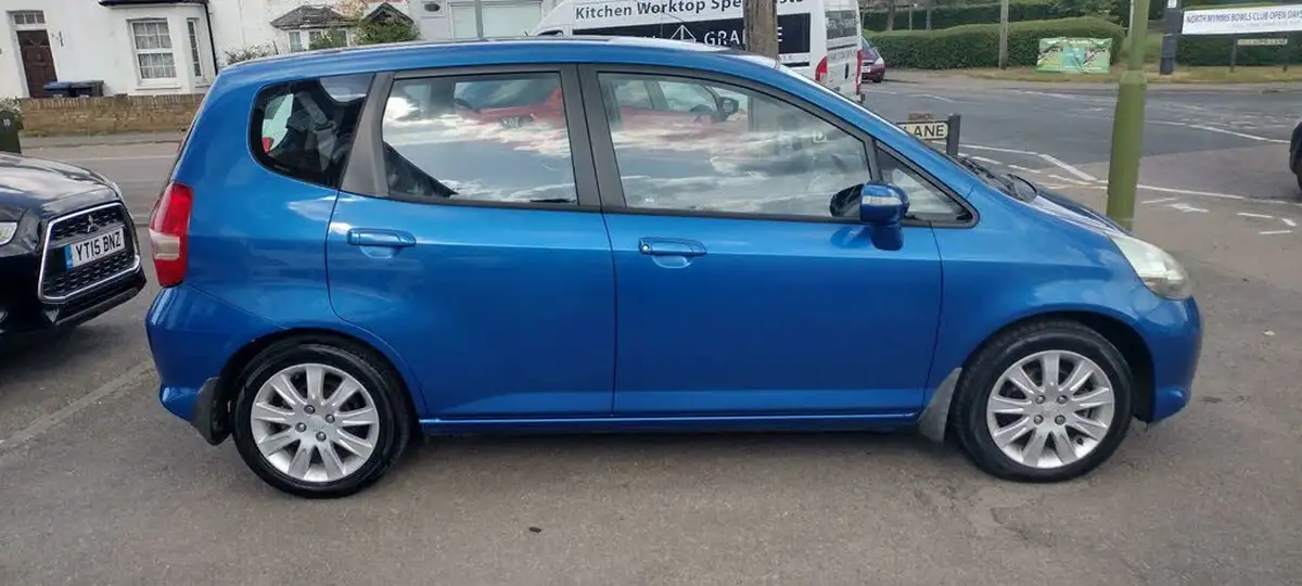 2008-honda-jazz-14-se-cvt-7-big-3