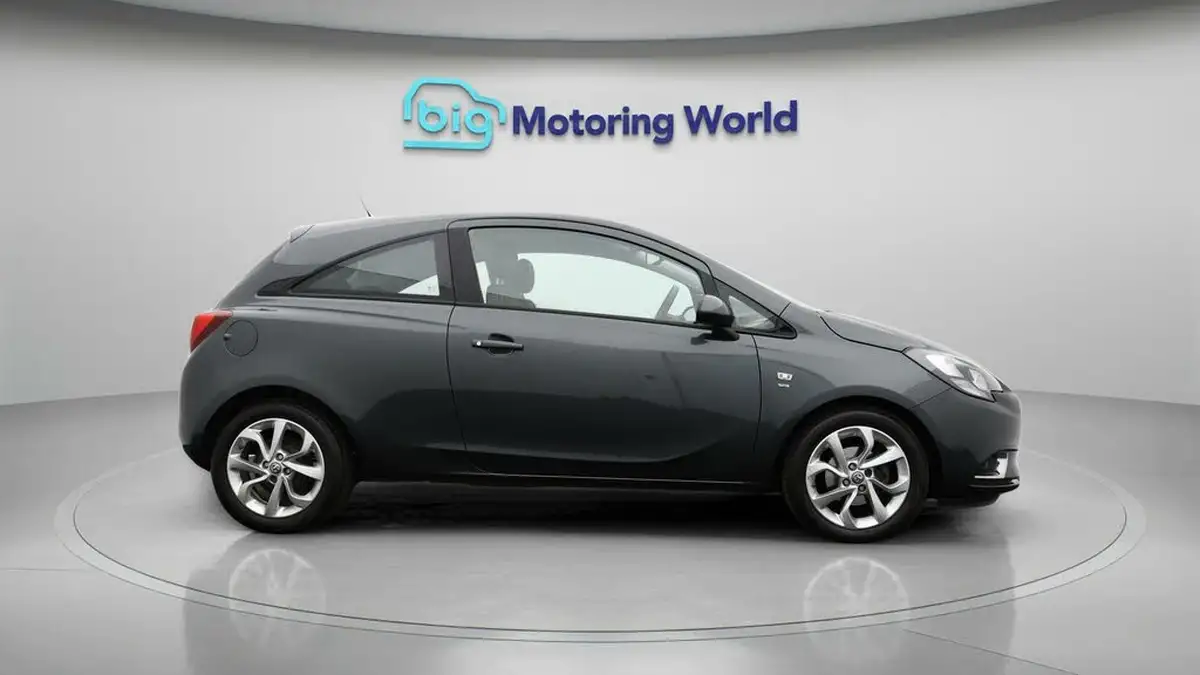 2017-vauxhall-corsa-14i-sri-75ps-ecoflex-3d-big-7
