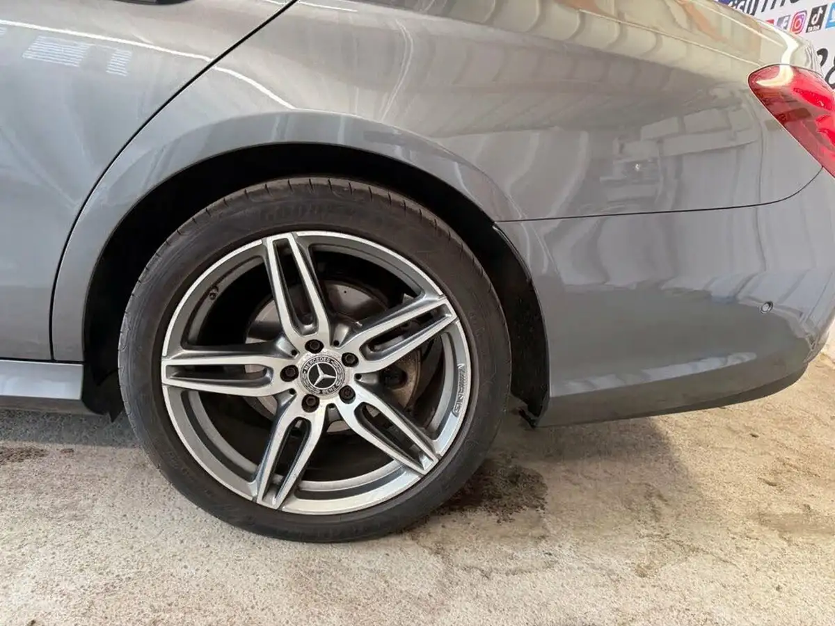 2019-mercedes-benz-e-class-20d-e220d-amg-line-saloon-4d-plus-big-23