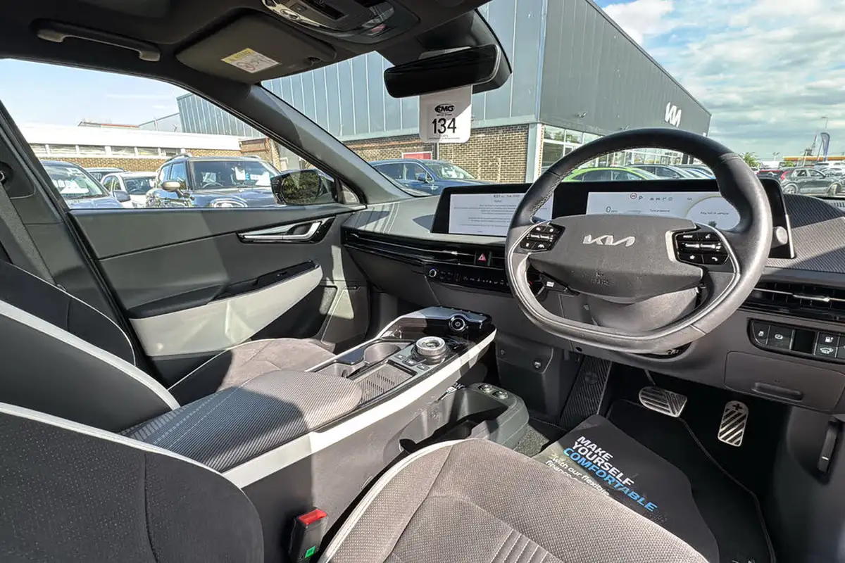 2023-kia-ev6-e-gt-line-s-225bhp-big-8