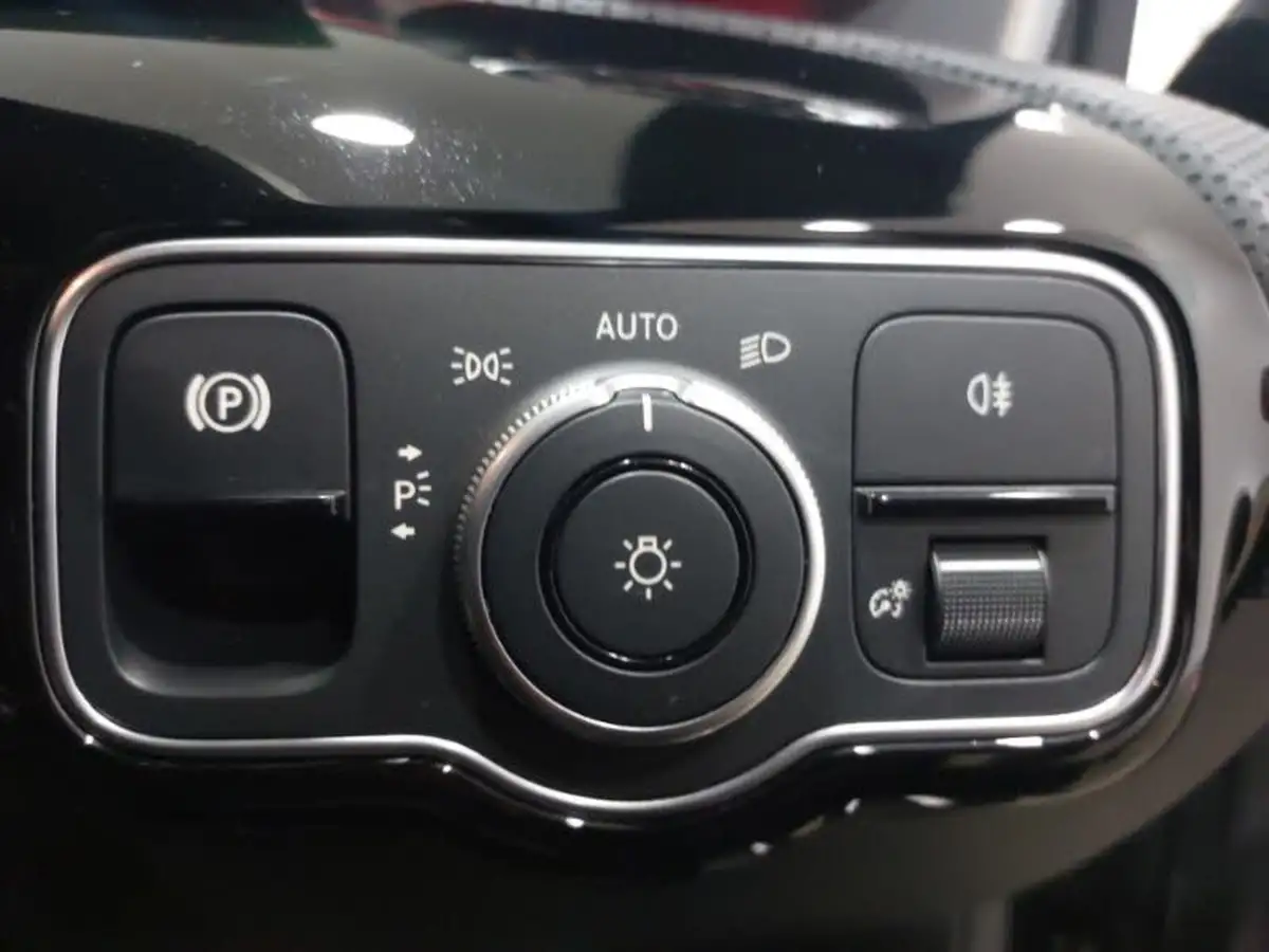 2024-mercedes-benz-cla-20d-cla-220d-amg-line-premium-plus-shooting-brake-5d-big-15