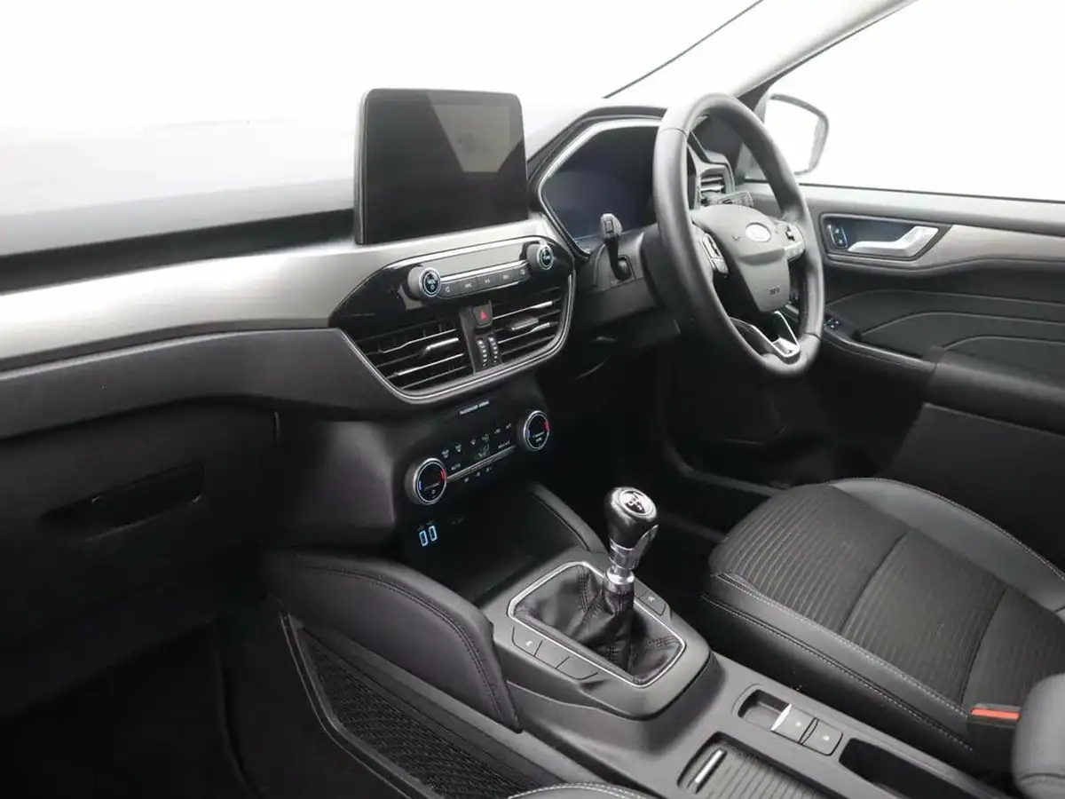 2022-ford-kuga-15-titanium-edition-big-14