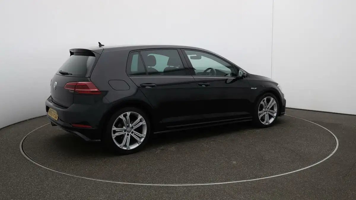 2017-volkswagen-golf-20tdi-gtd-ss-hatchback-5d-dsg-big-43