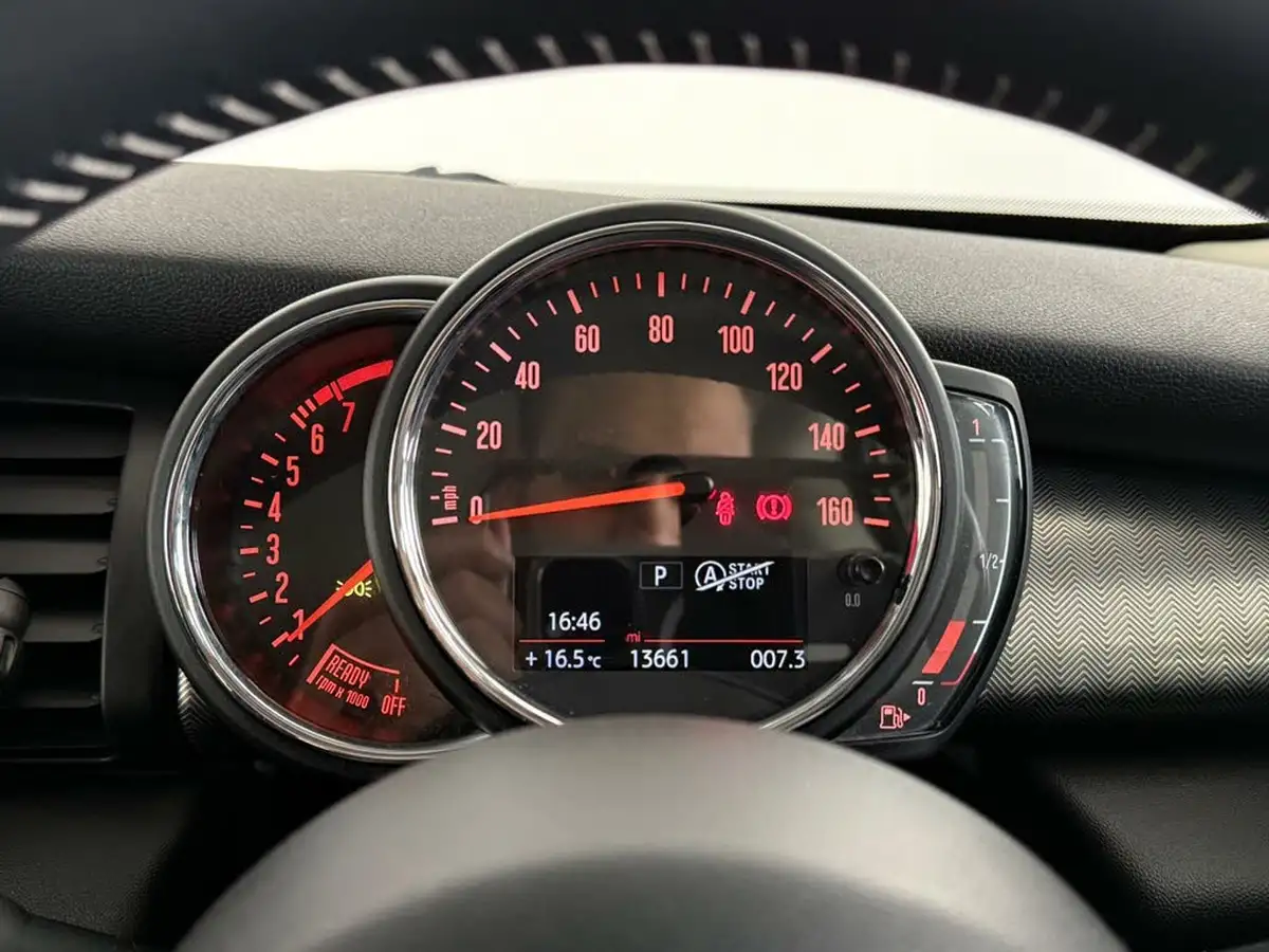 2019-mini-cooper-15-cooper-exclusive-134bhp-hatchback-3d-auto-big-20