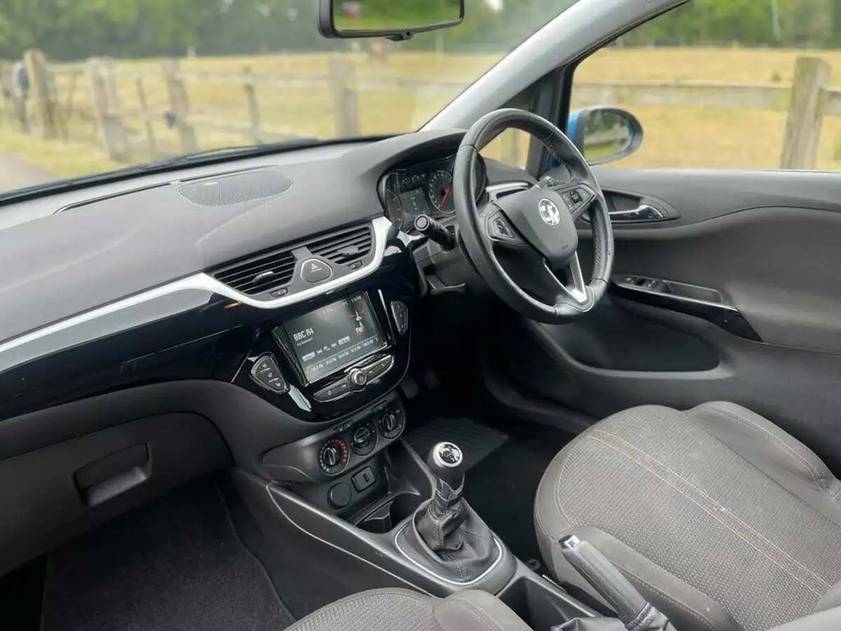 2019-vauxhall-corsa-14i-griffin-75ps-3d-big-20